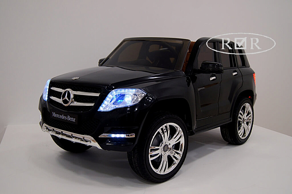 Электромобиль детский RiverToys Mercedes-Benz GLK300 (черный) с дистанционным управлением